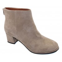 Lamour Des Pieds Women's Perren In Taupe Kid Suede
