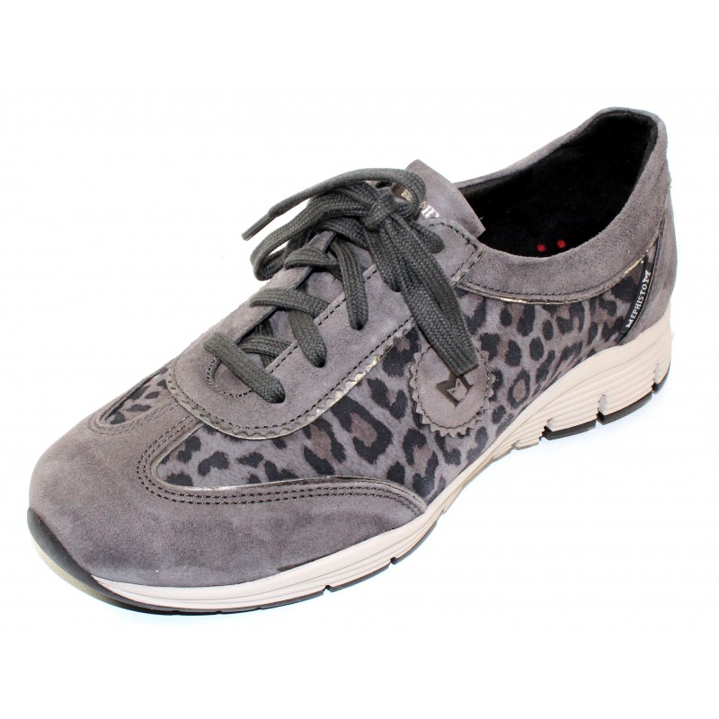 leopard walking shoes