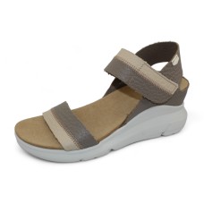 On Foot Women's Charlotte 80215 In Beige/Taupe Leather