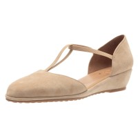 Yes Brand Shoes Women's Patsy In Cognac Kid Suede