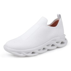 Yes Brand Shoes Women's Sallie Slip On In White Fabric
